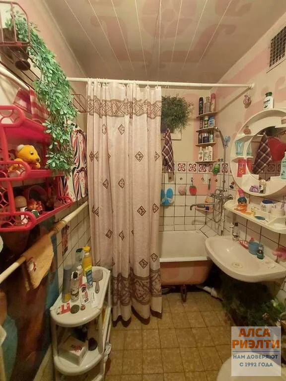 Продается 2-комнатная квартира, площадью 44.10 кв.м. Московская область, Солнечногорский район, город Солнечногорск, улица Красная, дом 66