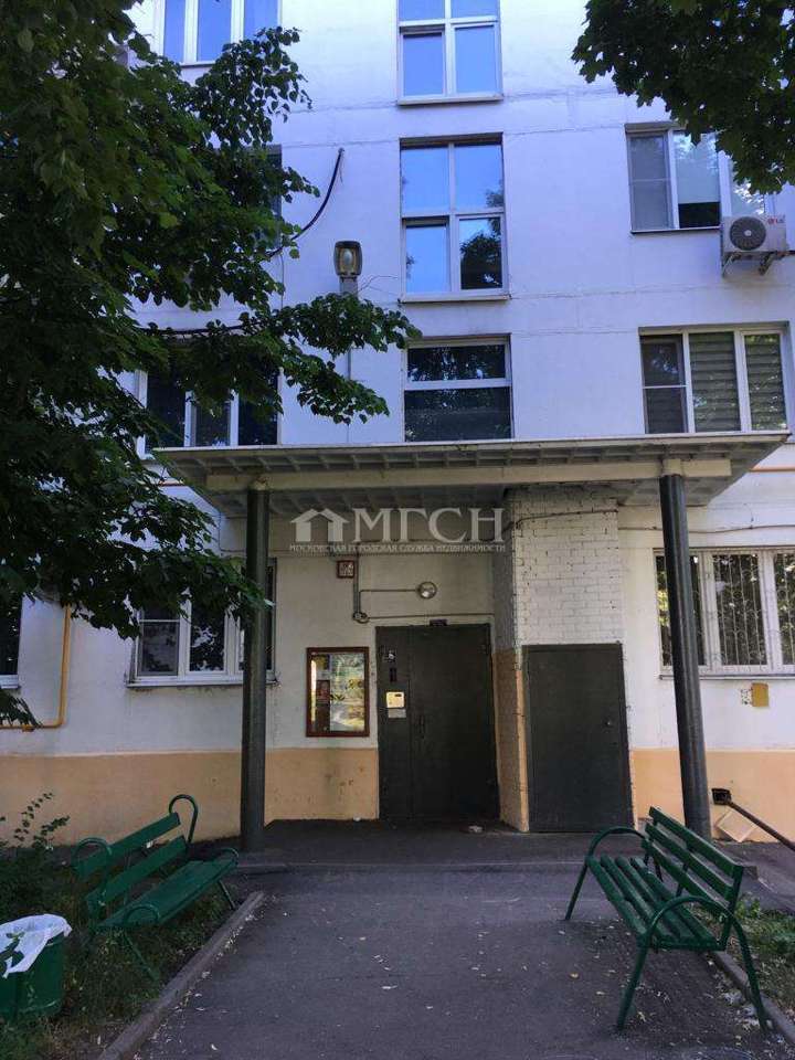 Продается 2-комнатная квартира, площадью 39.00 кв.м. Москва, улица Новосибирская, дом 7