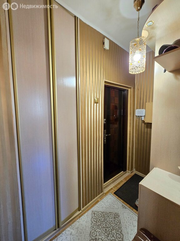 Продается 1-комнатная квартира, площадью 33.60 кв.м. Москва, Варшавское шоссе, дом 81к1