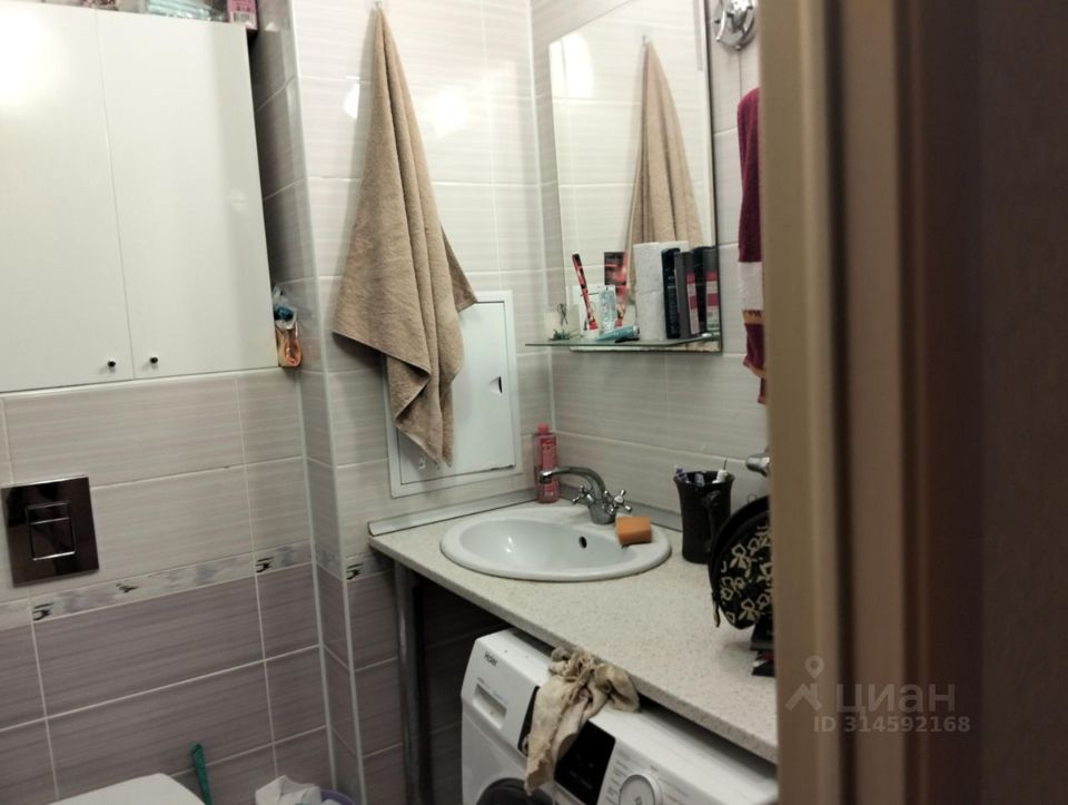 Продается 1-комнатная квартира, площадью 32.80 кв.м. Московская область, Пушкинский район, город Пушкино, улица Просвещения, дом 13к3