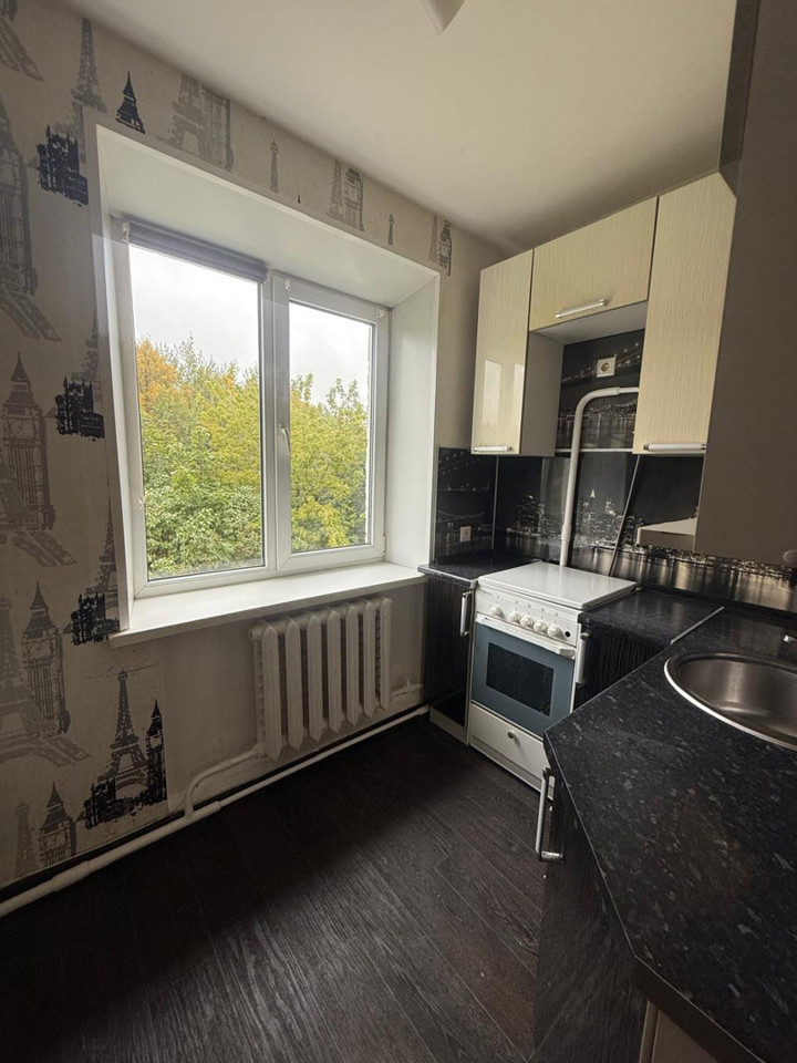 Продается 2-комнатная квартира, площадью 42.00 кв.м. Московская область, Пушкинский район, рабочий поселок Софрино, улица Дальняя, дом 5