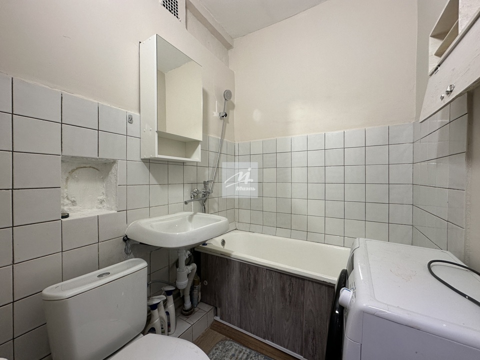 Продается 2-комнатная квартира, площадью 43.40 кв.м. Москва, Звездный бульвар, дом 38к2