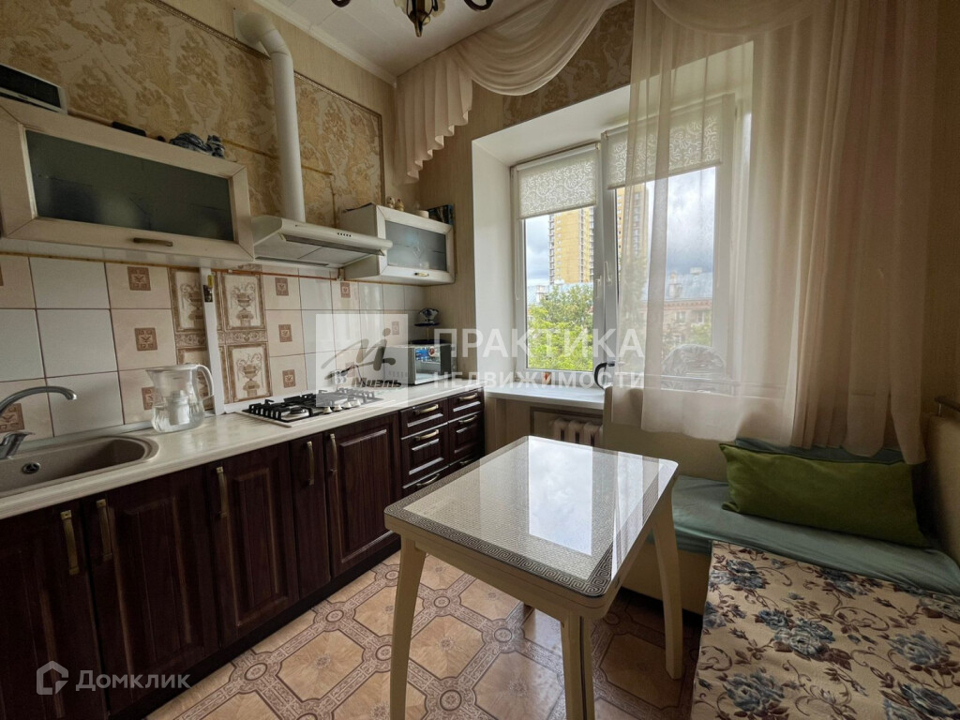 Продается 2-комнатная квартира, площадью 56.00 кв.м. Москва, улица Бориса Жигуленкова