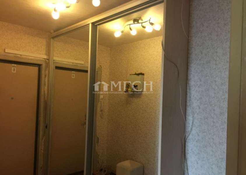 Продается 1-комнатная квартира, площадью 35.30 кв.м. Москва, улица Авиационная, дом 70к2