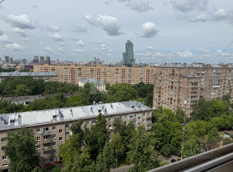 Продается 2-комнатная квартира, площадью 52.20 кв.м. Москва, Измайловское шоссе