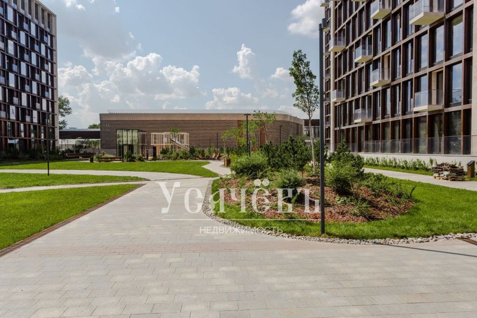 Продается 7-комнатная квартира, площадью 266.00 кв.м. Москва, улица Братьев Фонченко