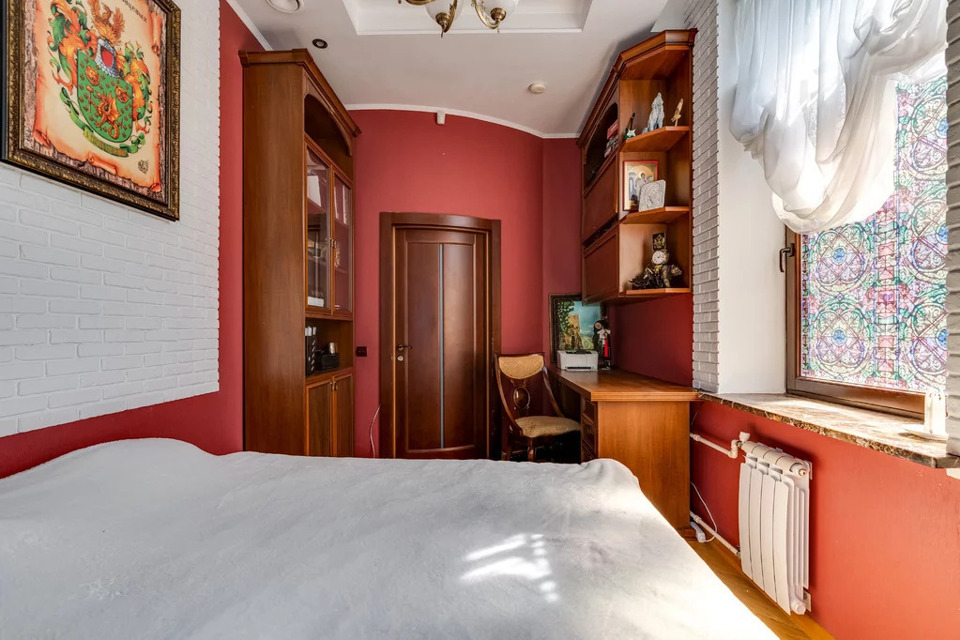 Продается 3-комнатная квартира, площадью 90.00 кв.м. Москва, улица Пырьева, дом 2
