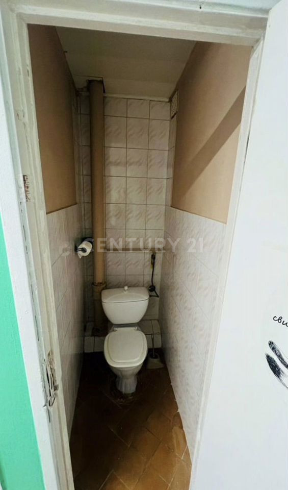 Продается 1-комнатная квартира, площадью 17.00 кв.м. Москва, Аминьевское шоссе, дом 11