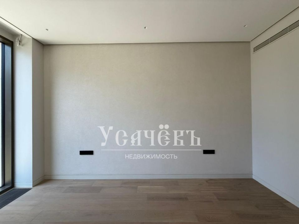 Продается 2-комнатная квартира, площадью 65.00 кв.м. Москва, улица Братьев Фонченко