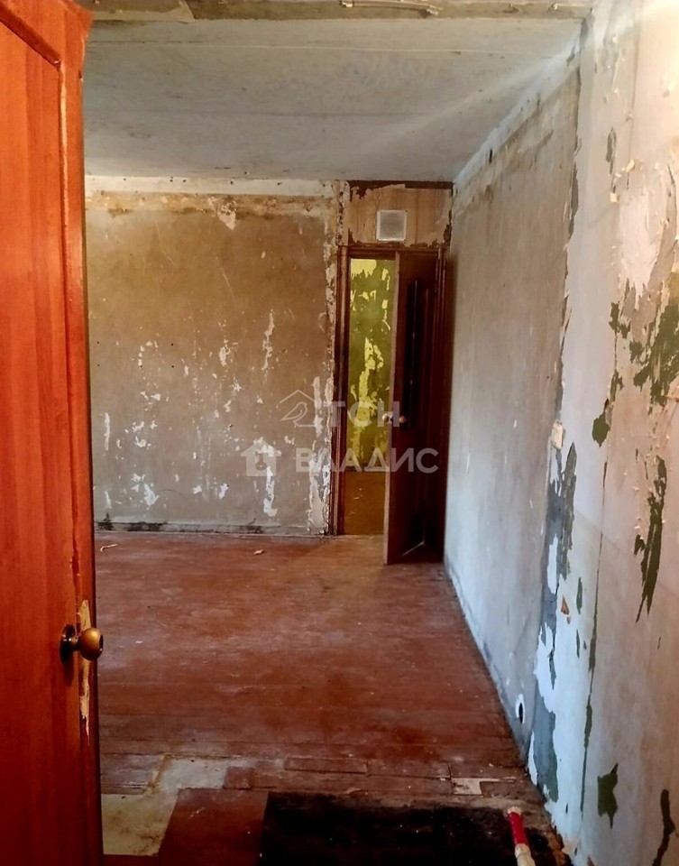 Продается 2-комнатная квартира, площадью 44.00 кв.м. Московская область, Лосино-Петровский городской округ, поселок Свердловский, улица Набережная, дом 4а