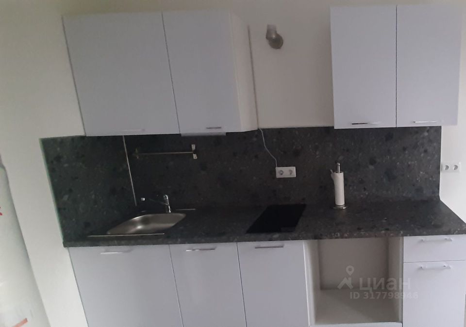 Продается 1-комнатная квартира, площадью 33.10 кв.м. Москва, проезд Ильменский, дом 17к1