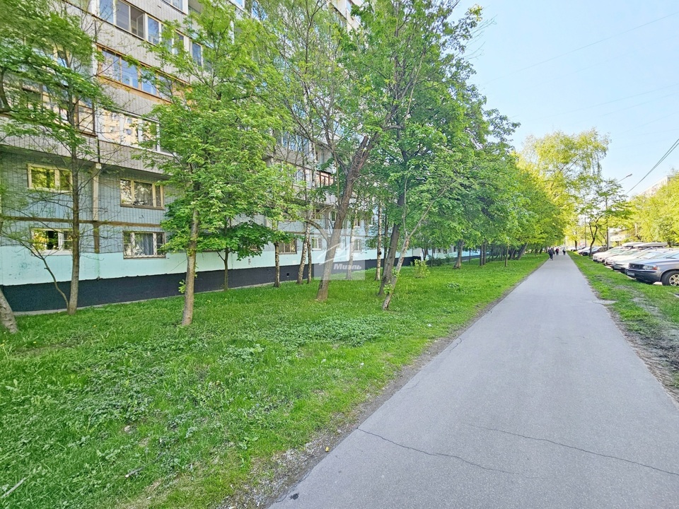 Продается 1-комнатная квартира, площадью 39.00 кв.м. Москва, улица Абрамцевская, дом 12