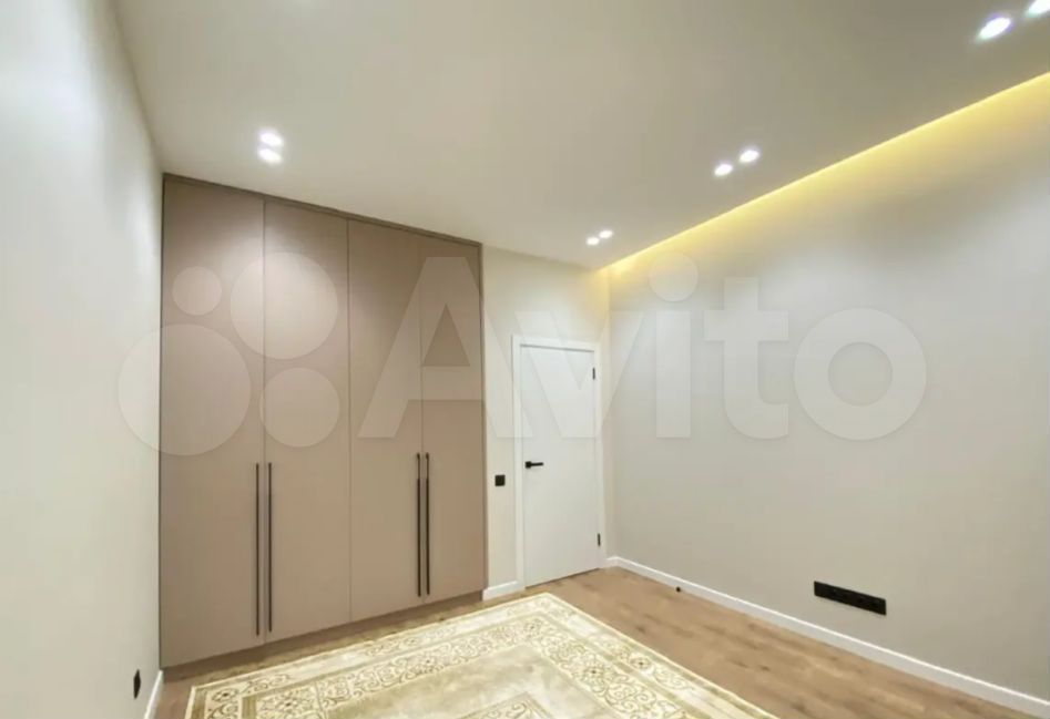 Продается 3-комнатная квартира, площадью 112.20 кв.м. Москва, улица Большая Садовая, дом 5к1