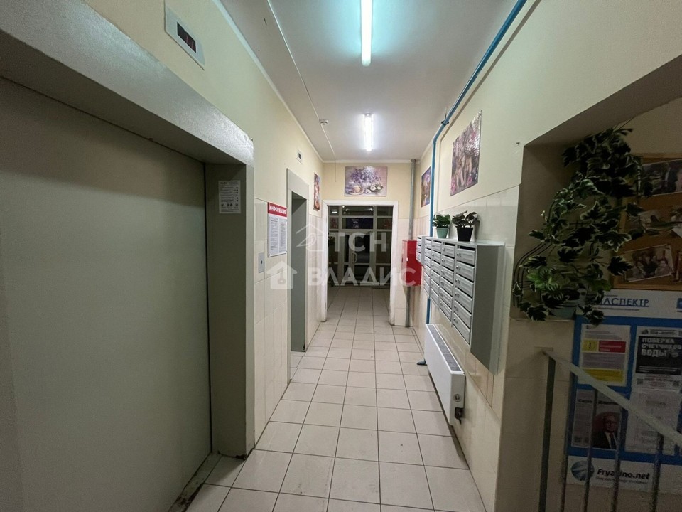 Продается 1-комнатная квартира, площадью 34.00 кв.м. Московская область, Лосино-Петровский городской округ, поселок Свердловский, улица Строителей, дом 8