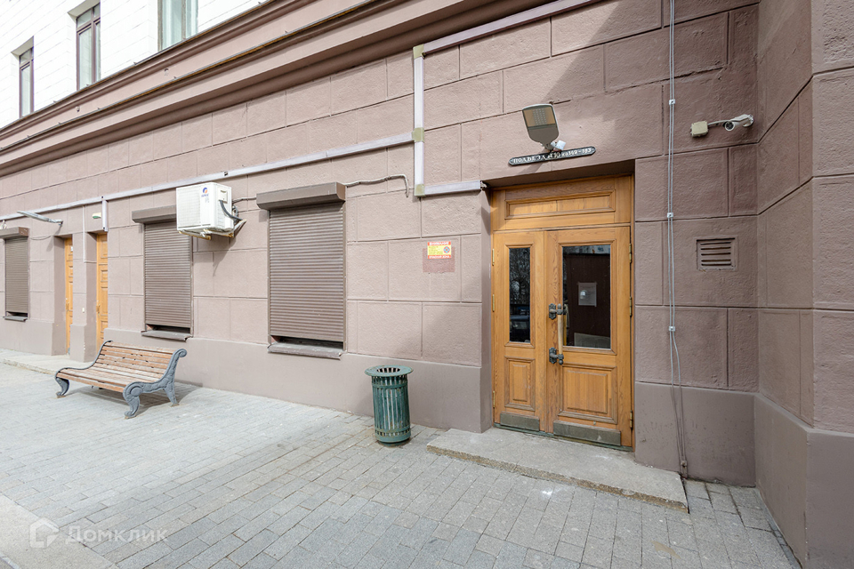 Продается 2-комнатная квартира, площадью 74.40 кв.м. Москва, набережная Котельническая