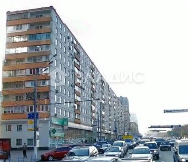 Продается 3-комнатная квартира, площадью 61.00 кв.м. Москва, Ленинский проспект, дом 3