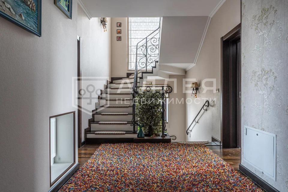 Продается дом, площадью 270.00 кв.м. Московская область, Истра городской округ, деревня Новинки