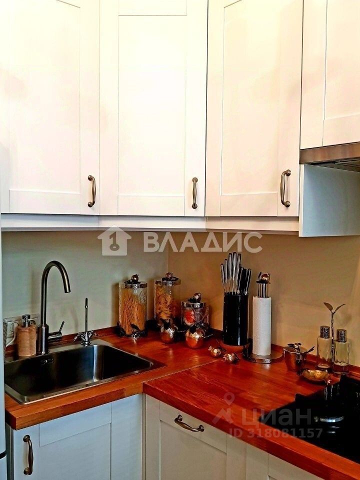 Продается 2-комнатная квартира, площадью 43.00 кв.м. Москва, улица Каменщики Малые, дом 18к1