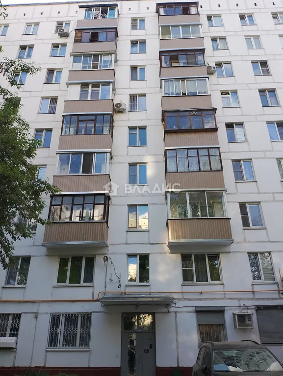 Продается 2-комнатная квартира, площадью 37.40 кв.м. Москва, улица Маршала Чуйкова, дом 7к4