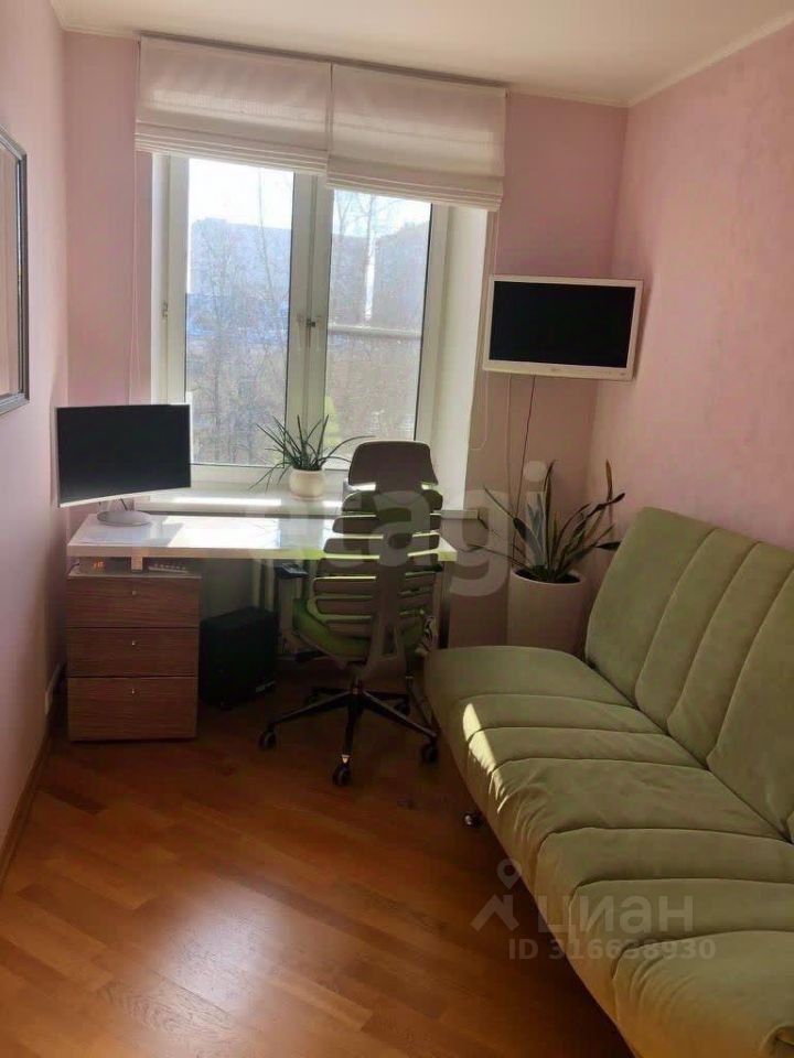 Продается 2-комнатная квартира, площадью 40.20 кв.м. Москва, улица Федоскинская, дом 2