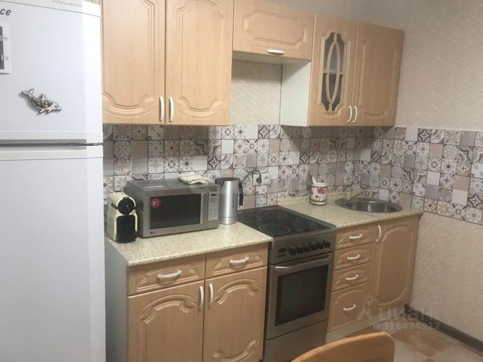 Продается 1-комнатная квартира, площадью 40.40 кв.м. Москва, улица Академика Семенова, дом 5