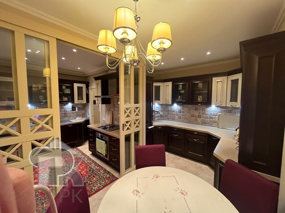 Продается 3-комнатная квартира, площадью 74.30 кв.м. Москва, переулок Нижний Кисельный