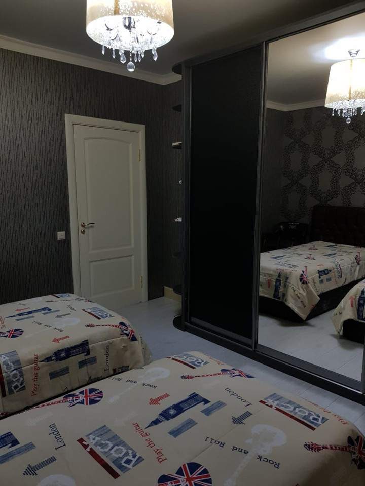 Продается 2-комнатная квартира, площадью 70.60 кв.м. Москва, Московский проспект