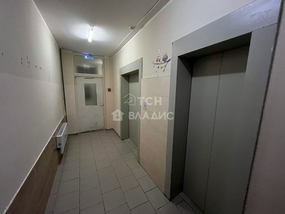 Продается 1-комнатная квартира, площадью 34.00 кв.м. Московская область, Лосино-Петровский городской округ, поселок Свердловский, улица Строителей, дом 8