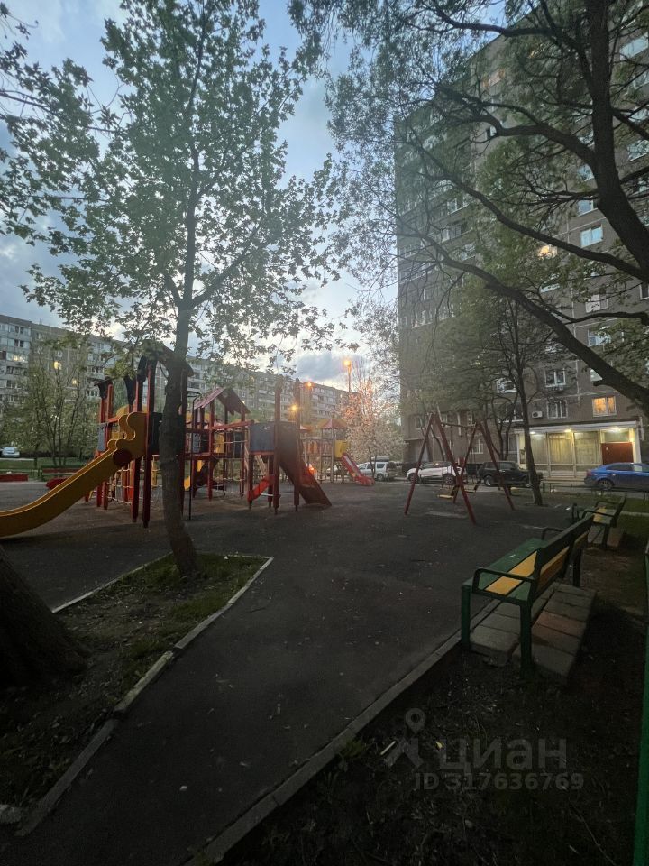 Продается 2-комнатная квартира, площадью 53.00 кв.м. Москва, улица Мелитопольская 2-ая, дом 21к1