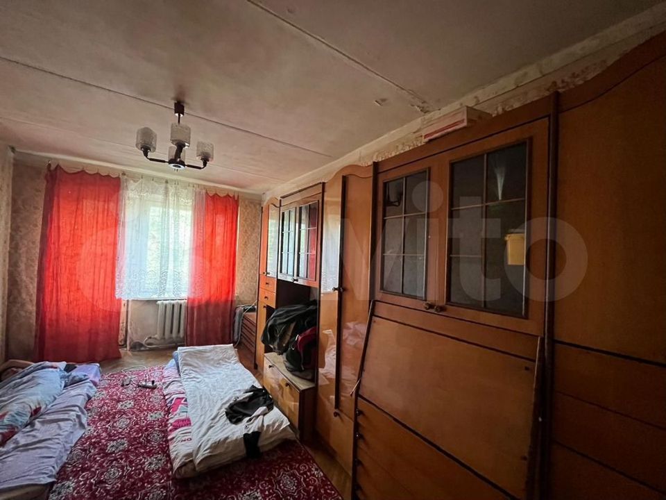 Продается 2-комнатная квартира, площадью 40.00 кв.м. Московская область, Красногорск городской округ, поселок городского типа Нахабино, улица Институтская, дом 1