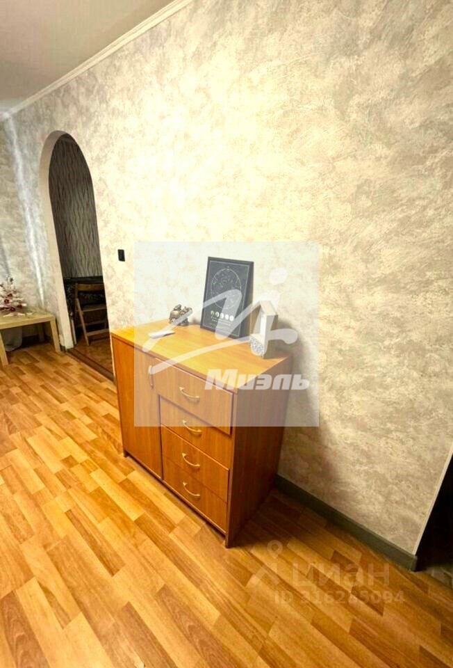 Продается 1-комнатная квартира, площадью 29.80 кв.м. Москва, улица Миллионная, дом 11к3