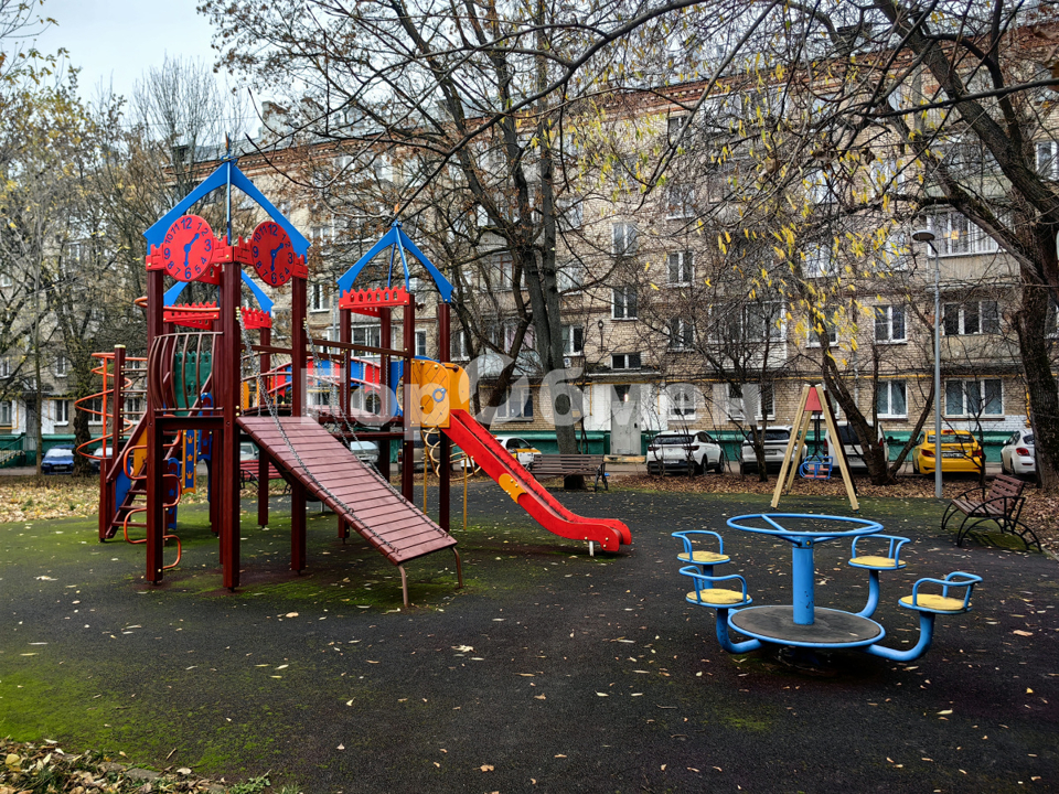 Продается 2-комнатная квартира, площадью 38.30 кв.м. Москва, улица Солнечногорская, дом 6к2