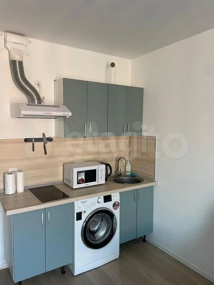 Продается 1-комнатная квартира, площадью 19.70 кв.м. Москва, улица Люблинская