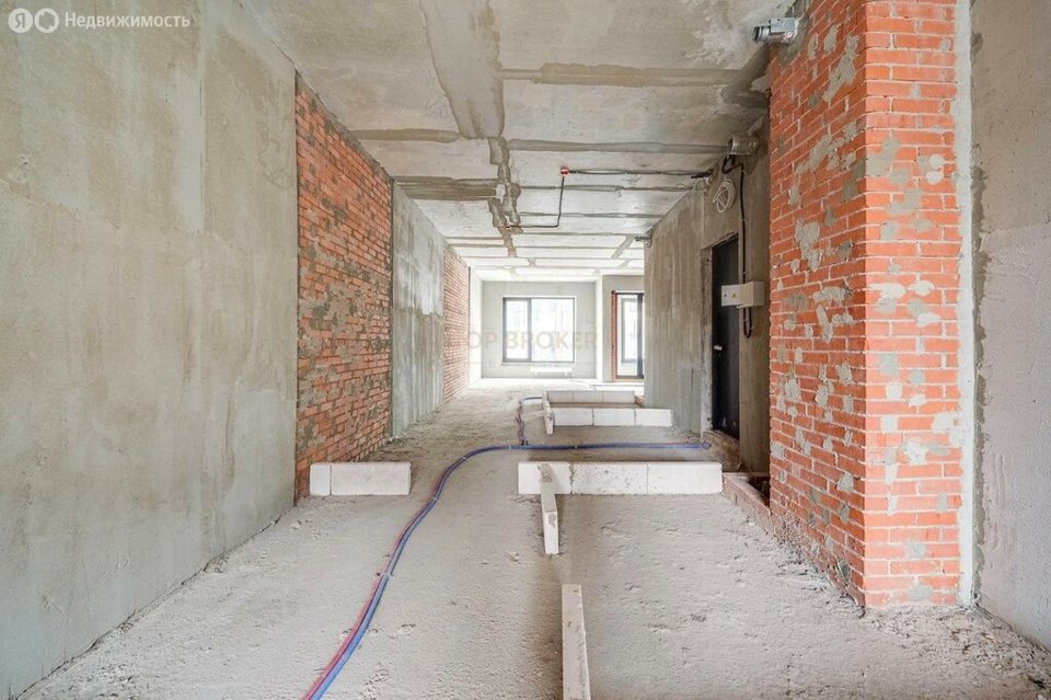 Продается 2-комнатная квартира, площадью 100.00 кв.м. Москва, улица Трубецкая, дом 12