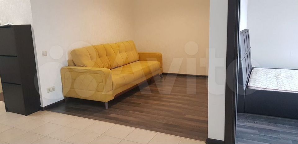 Продается 2-комнатная квартира, площадью 51.00 кв.м. Московская область, Одинцовский район, поселок городского типа Заречье, улица Каштановая, дом 8