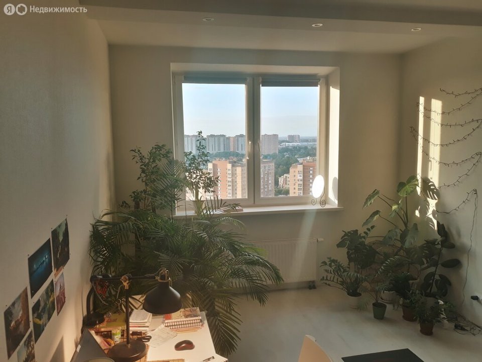 Продается 1-комнатная квартира, площадью 39.90 кв.м. Москва, город Щербинка, улица Барышевская Роща, дом 24