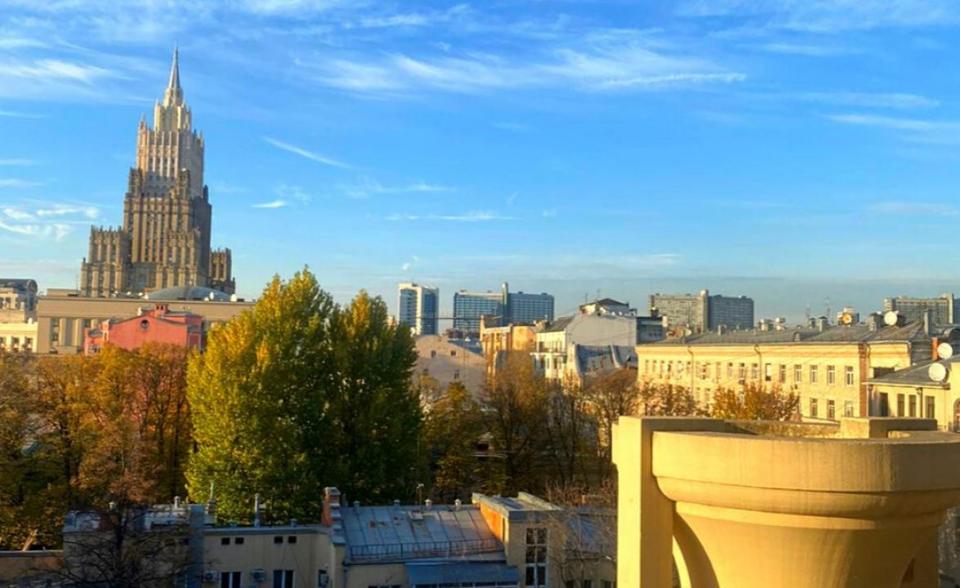 Продается 4-комнатная квартира, площадью 273.80 кв.м. Москва, переулок Большой Лёвшинский, дом 11