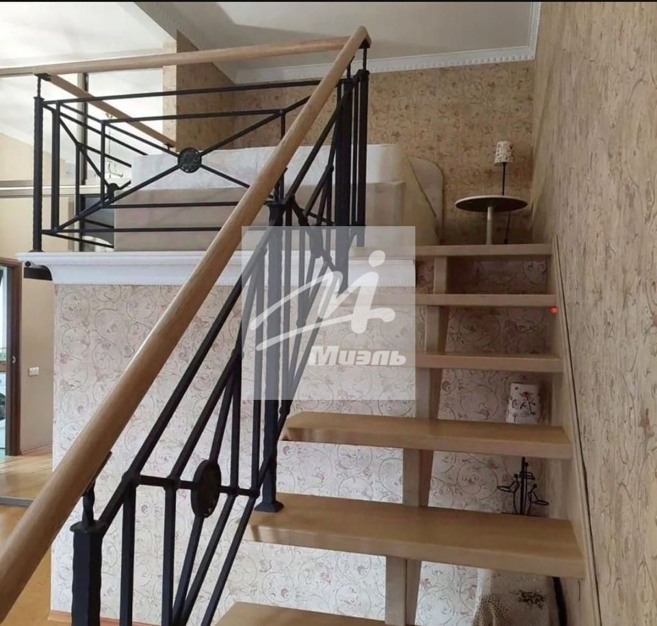 Продается 1-комнатная квартира, площадью 37.50 кв.м. Москва, улица Большая Ордынка, дом 68