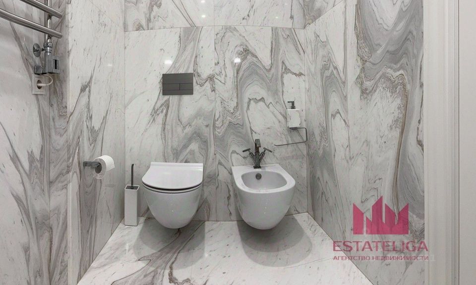 Продается 2-комнатная квартира, площадью 60.00 кв.м. Москва, переулок Трехпрудный, дом 6