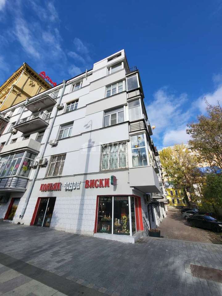 Продается 2-комнатная квартира, площадью 52.00 кв.м. Москва, улица Садовая-Самотечная, дом 11