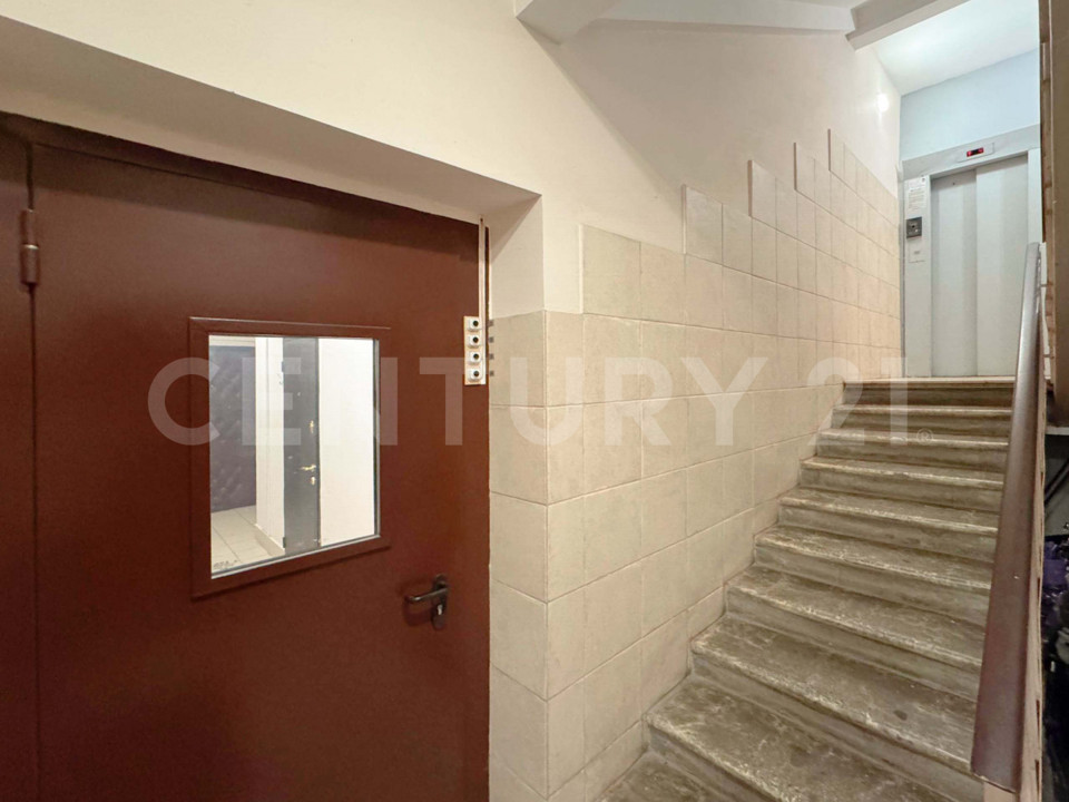 Продается 1-комнатная квартира, площадью 33.30 кв.м. Москва, улица Кастанаевская, дом 37