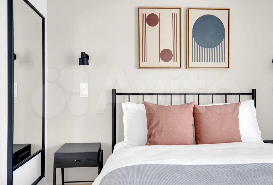 Продается 4-комнатная квартира, площадью 139.00 кв.м. Москва, переулок Зачатьевский 1-й, дом 5