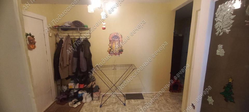 Продается 2-комнатная квартира, площадью 54.00 кв.м. Московская область, Можайский городской округ, поселок Цветковский, улица Подгорная, дом 11