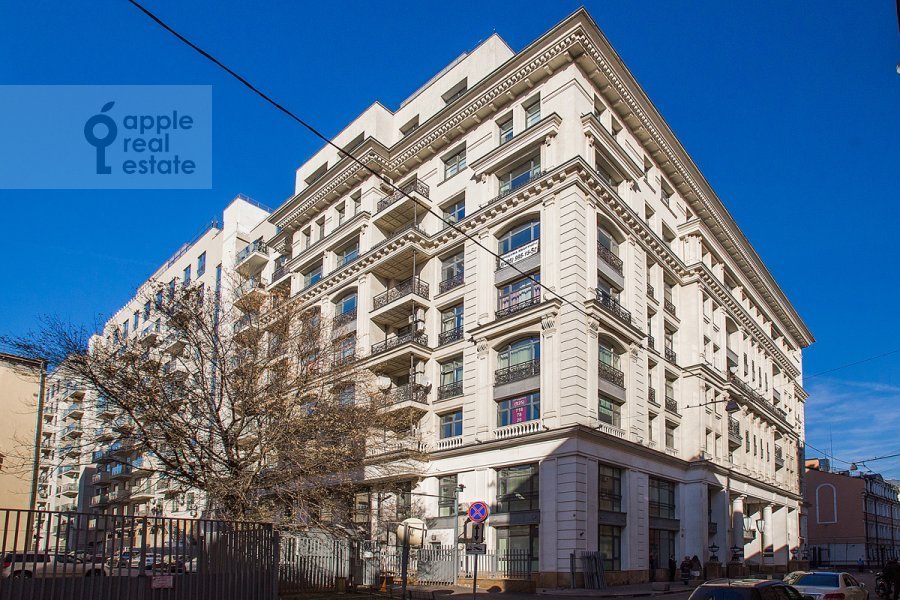 Продается 4-комнатная квартира, площадью 159.00 кв.м. Москва, переулок Казарменный, дом 3