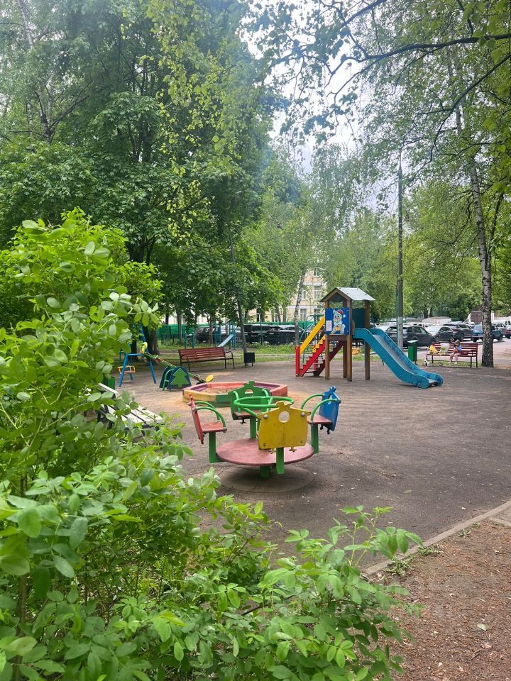 Продается 2-комнатная квартира, площадью 46.00 кв.м. Москва, улица 8-я Соколиной Горы, дом 7