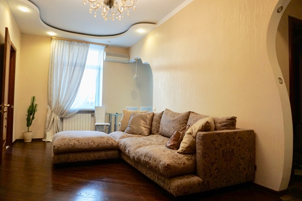 Продается 3-комнатная квартира, площадью 68.00 кв.м. Москва, улица Тульская Малая, дом 16