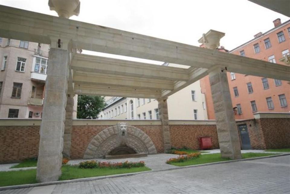 Продается 4-комнатная квартира, площадью 273.80 кв.м. Москва, переулок Большой Лёвшинский, дом 11