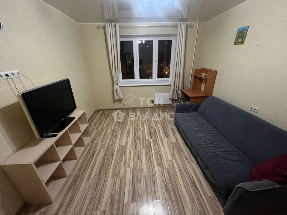 Продается 1-комнатная квартира, площадью 34.00 кв.м. Московская область, Лосино-Петровский городской округ, поселок Свердловский, улица Строителей, дом 8