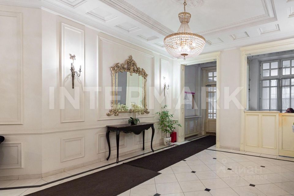 Продается 4-комнатная квартира, площадью 150.00 кв.м. Москва, переулок Казарменный, дом 3с6