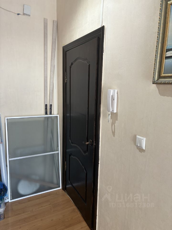 Продается 3-комнатная квартира, площадью 69.00 кв.м. Москва, улица Маршала Василевского, дом 1к1